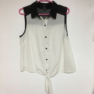Forever21 sleeveless button down